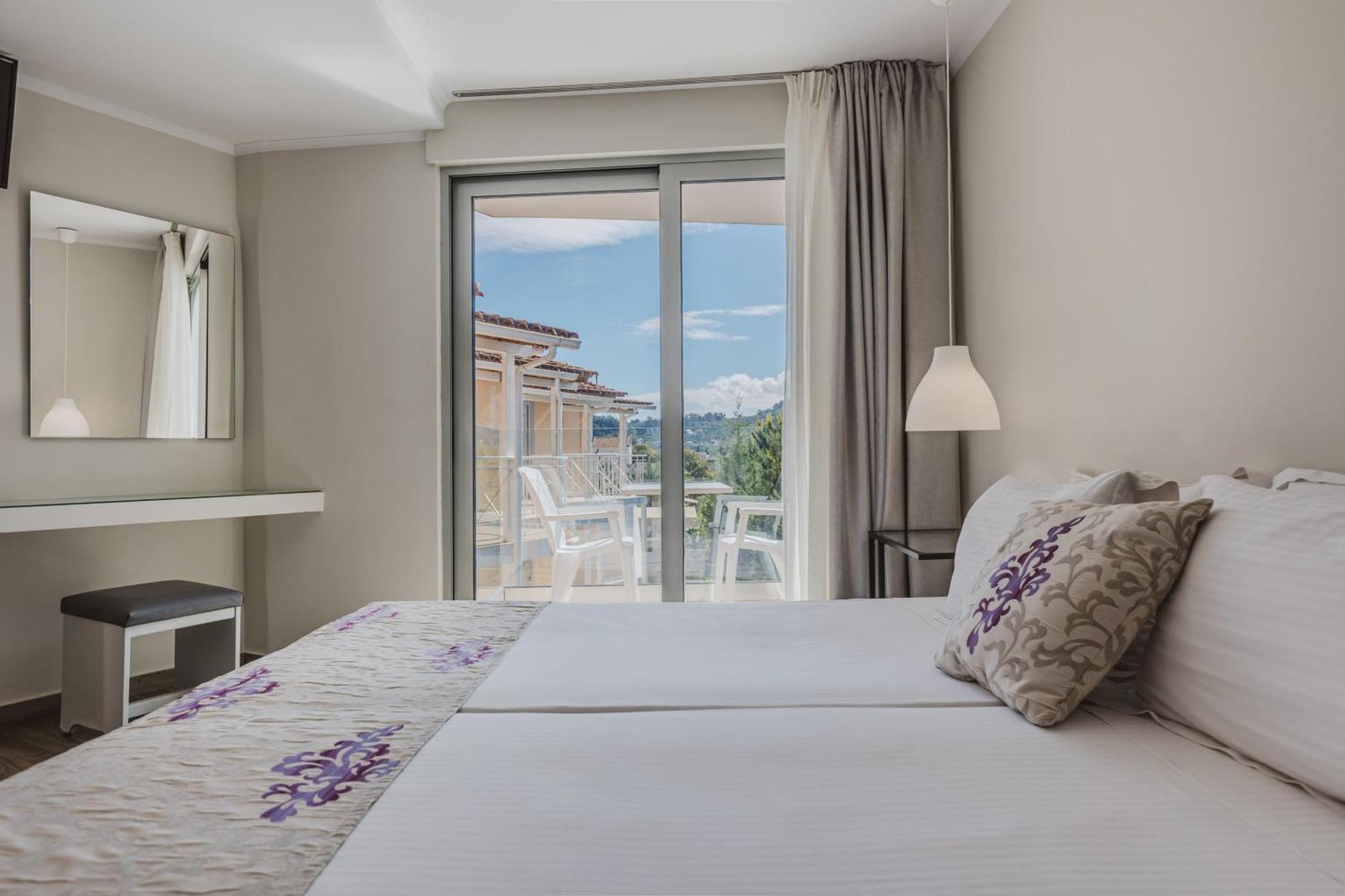 Sunrise Zante - Adults Only Hotel チィリヴィ エクステリア 写真