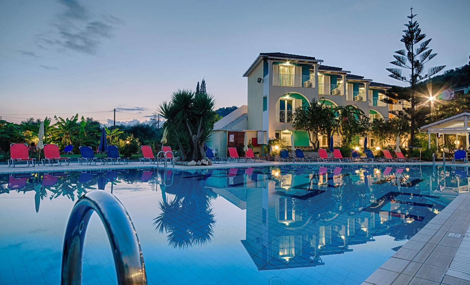 Sunrise Zante - Adults Only Hotel チィリヴィ エクステリア 写真