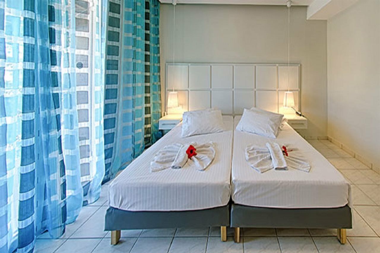 Sunrise Zante - Adults Only Hotel チィリヴィ エクステリア 写真